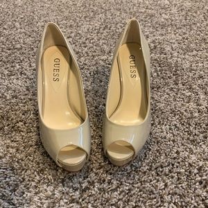 Guess beautiful heels 4 1/2 inch